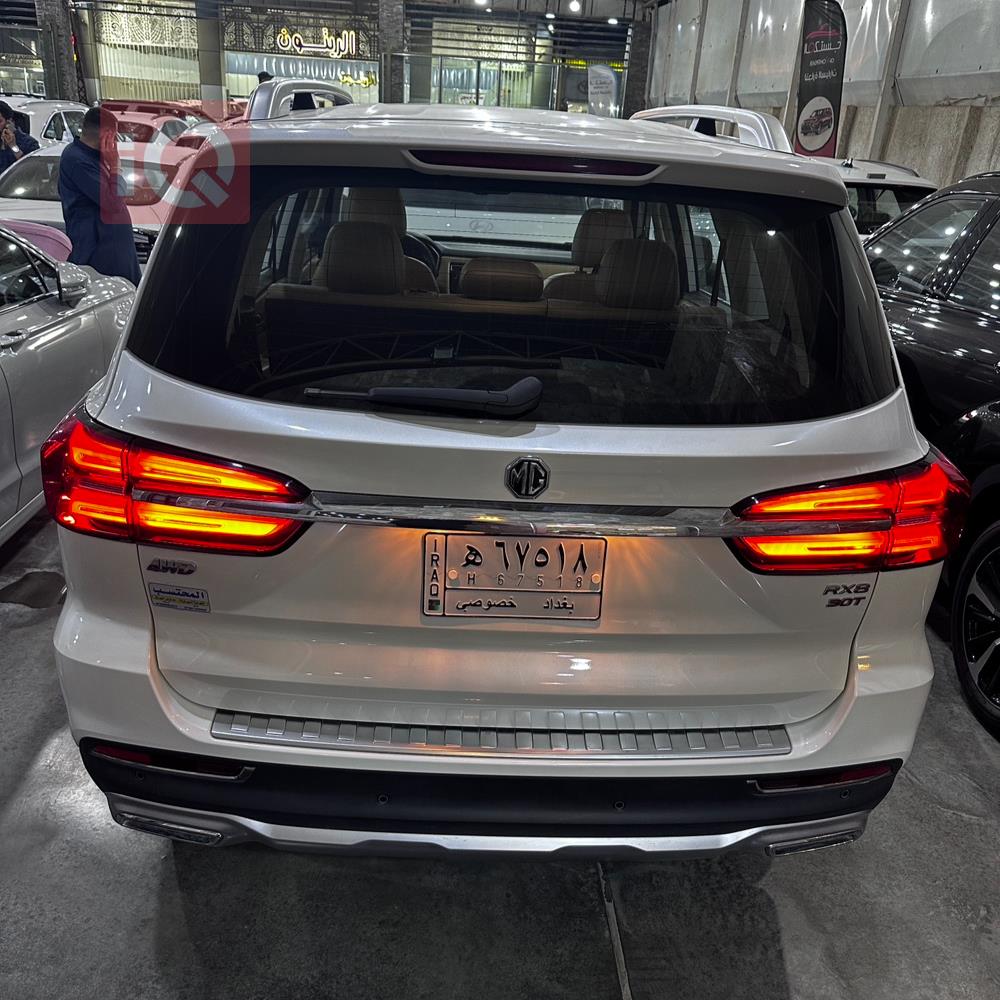 ئێم جی RX8
